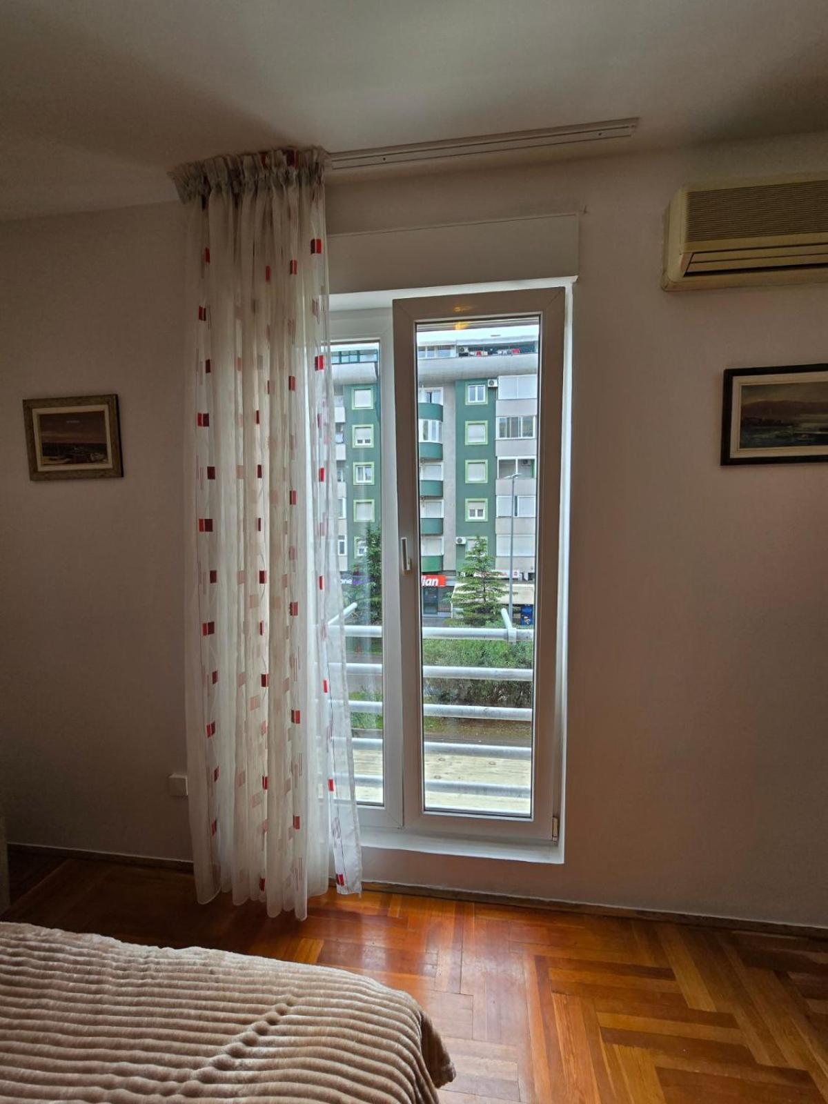 Laki Apartment Podgorica Exterior photo